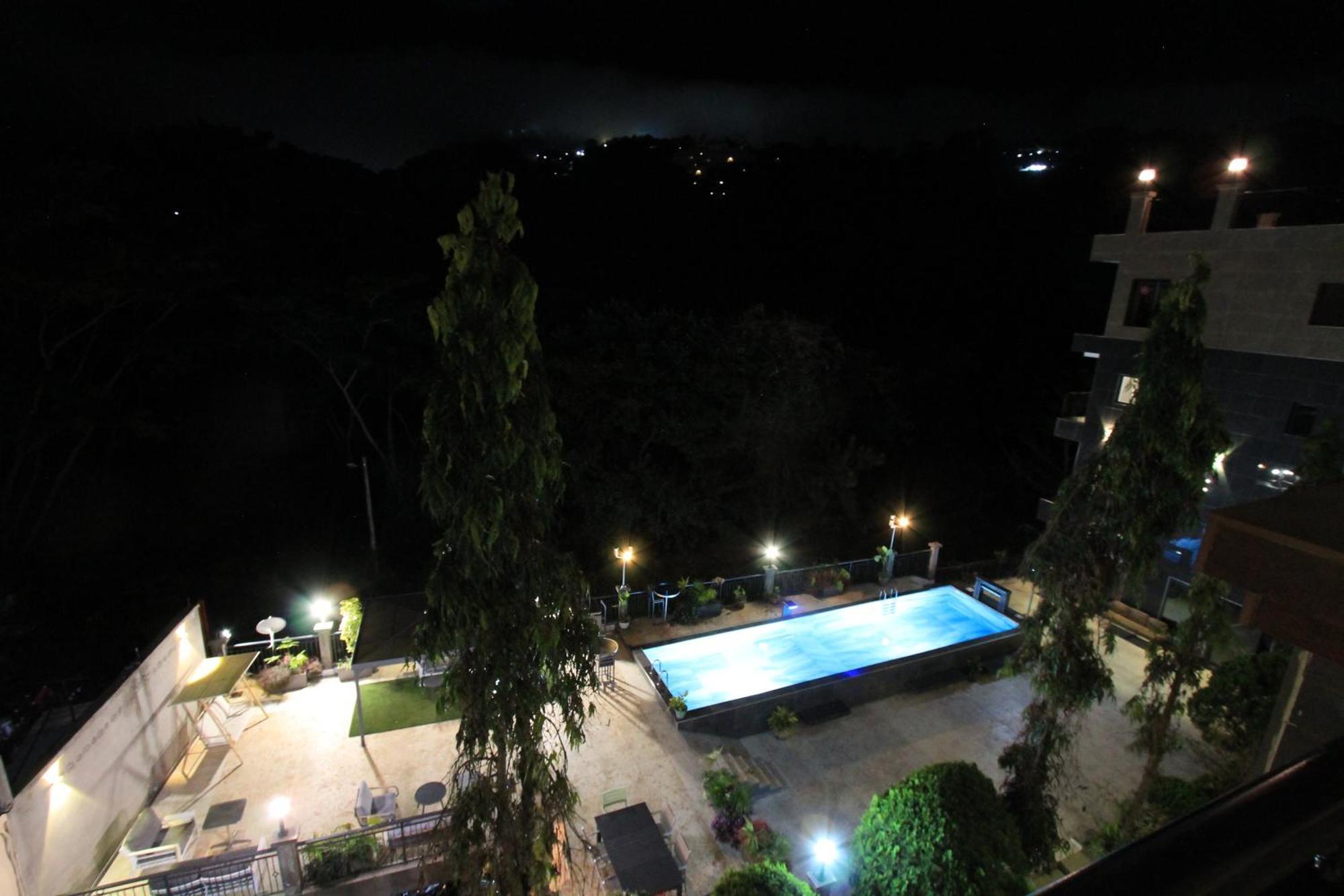 Residence Massou Яунде Екстер'єр фото